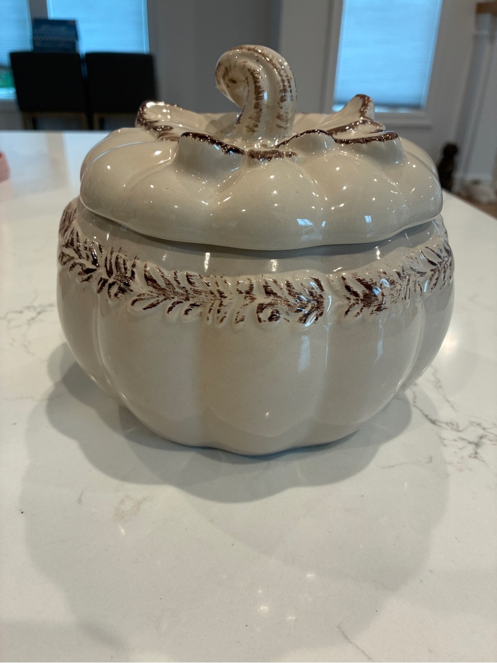 Temp-tations Verona 1.5 Qt Ceramic Pumpkin Casserole Dish with Lid Fall Decor